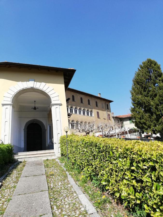 Residenza Santa Valeria Hotel Caglio Exterior photo